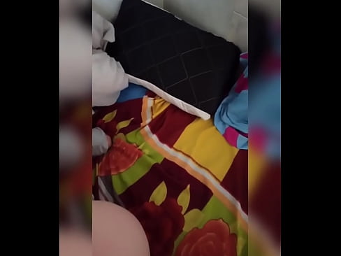 ❤️ 내 룸메이트는 남편이 휴가를 가기 때문에 집에 혼자 있고 나는 기회를 잡고 그녀와 섹스하고 그녀의 엉덩이를 우유로 채 웁니다. ☑ 슈퍼 섹스 우리 ❤